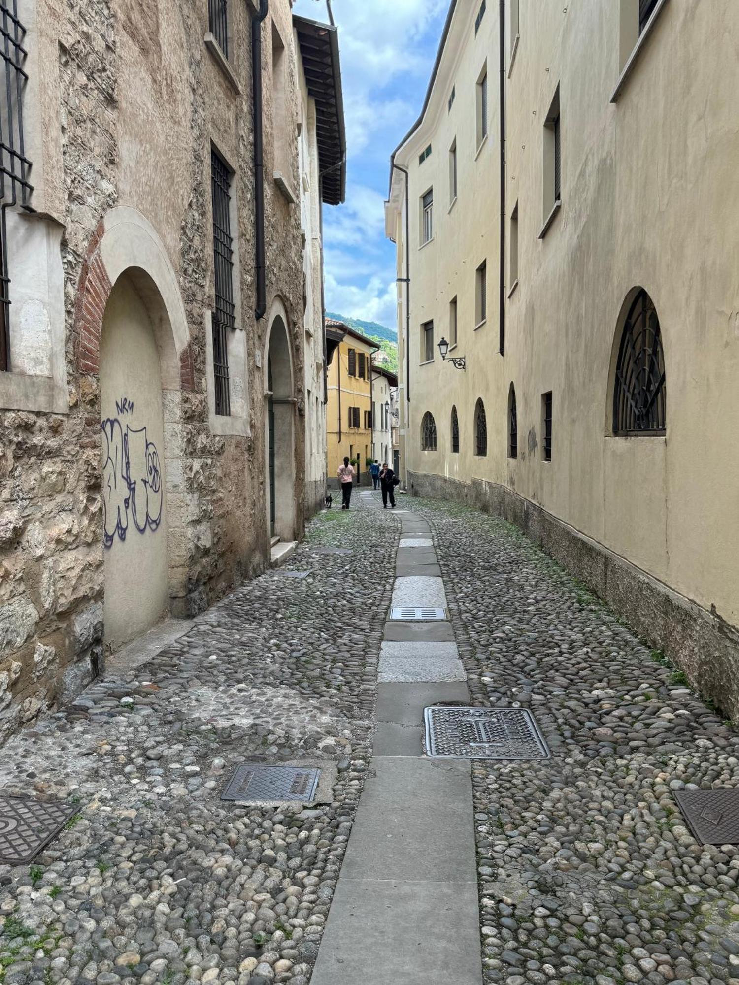 Dimora Legnazzi_A Gem In The Heart Of Brescia Leilighet Eksteriør bilde